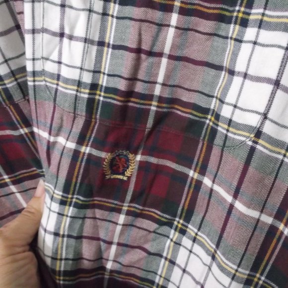 Tommy Hilfiger Maroon Plaid Button Down Shirt M - Picture 3 of 5